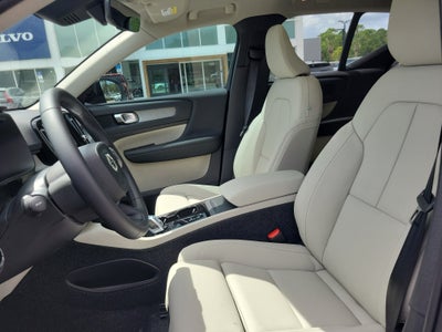 2026 Volvo XC40 Plus