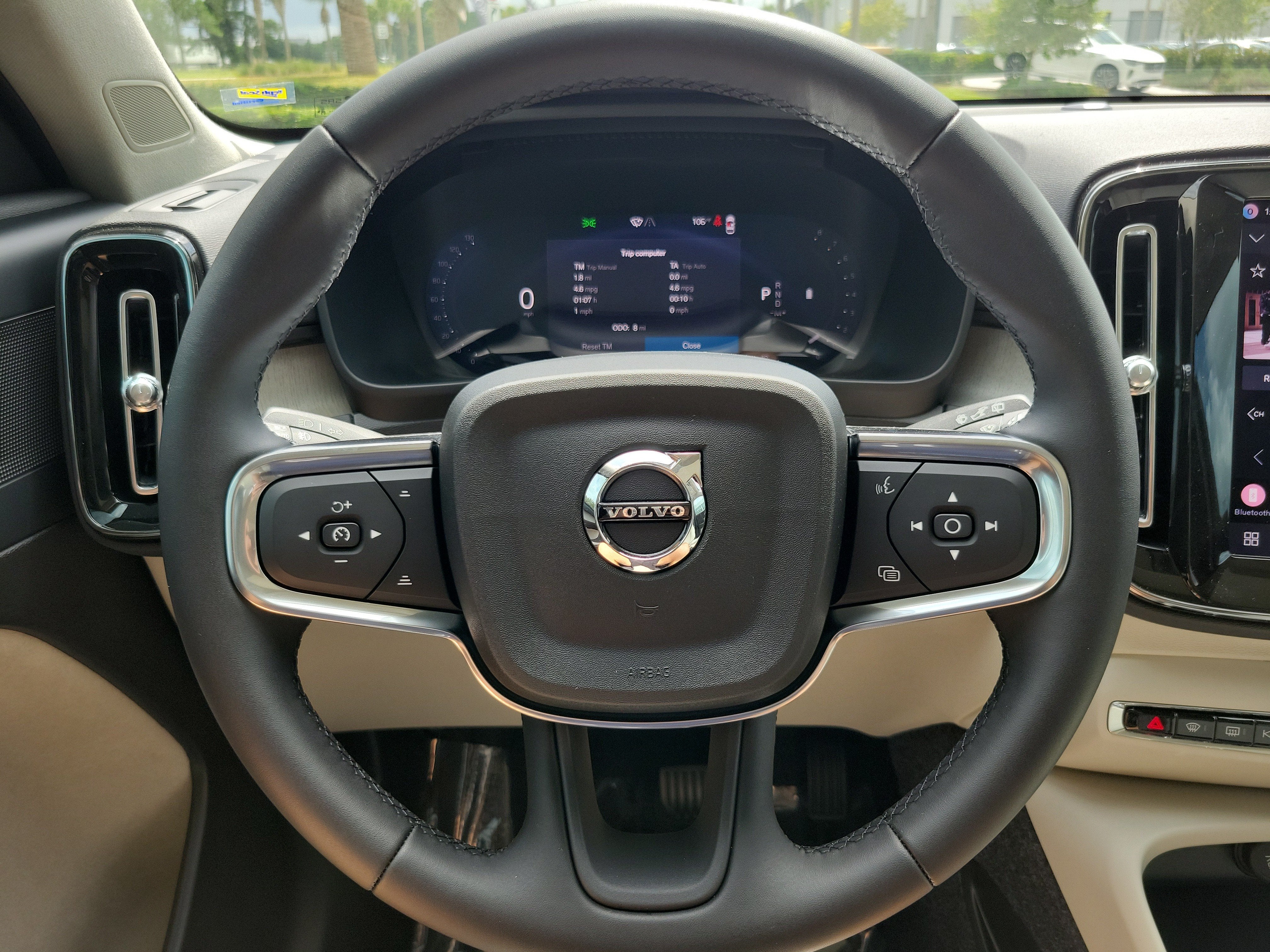 2026 Volvo XC40 Plus