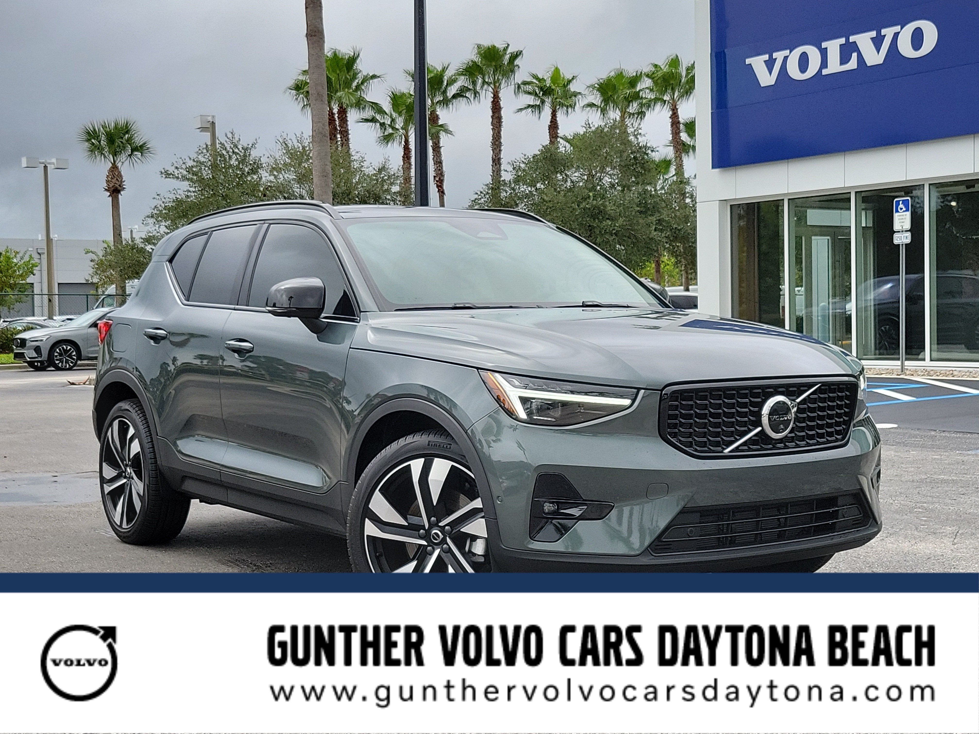 2026 Volvo XC40 Plus
