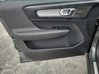 2026 Volvo XC40 Plus