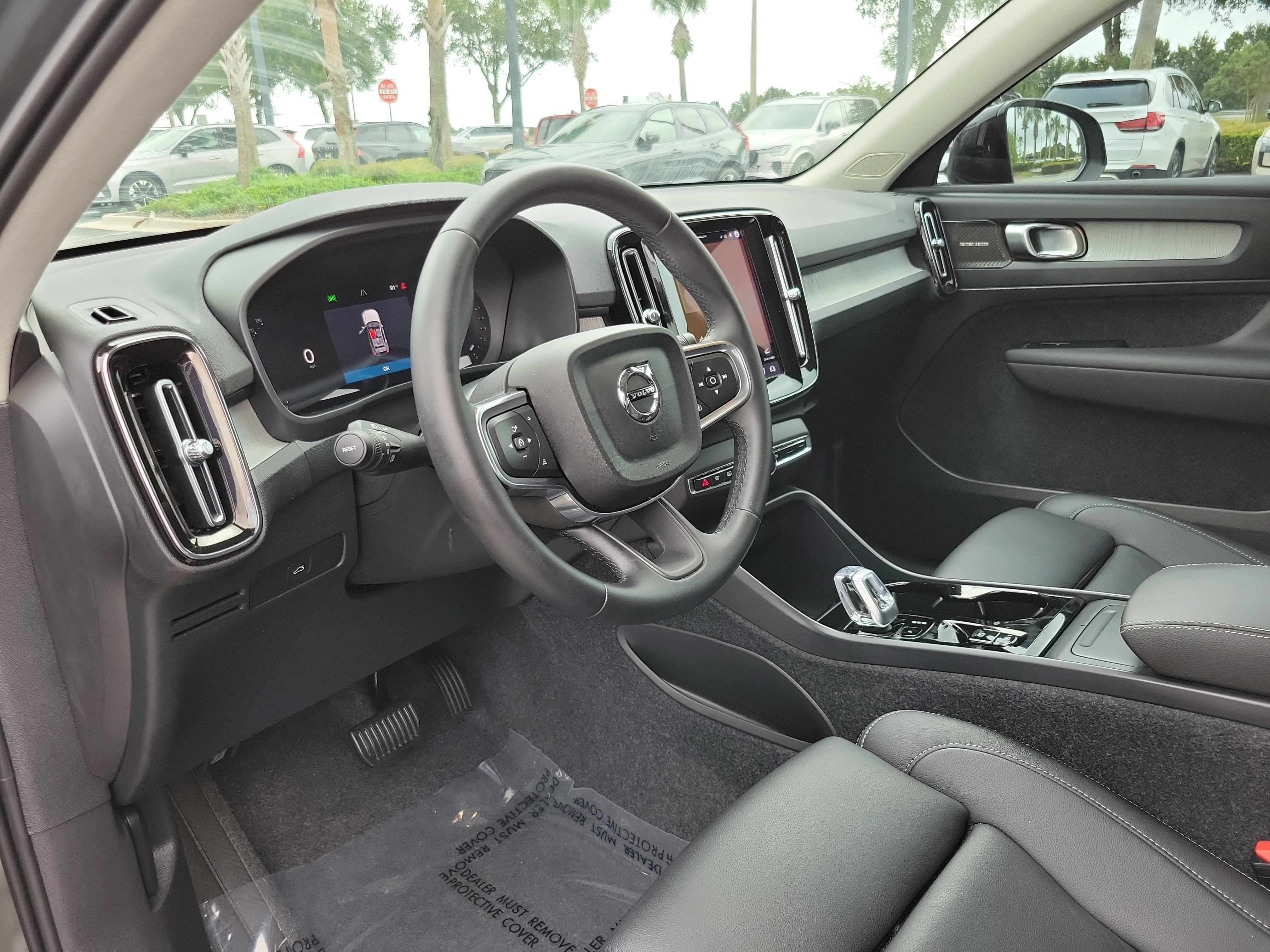 2026 Volvo XC40 Plus