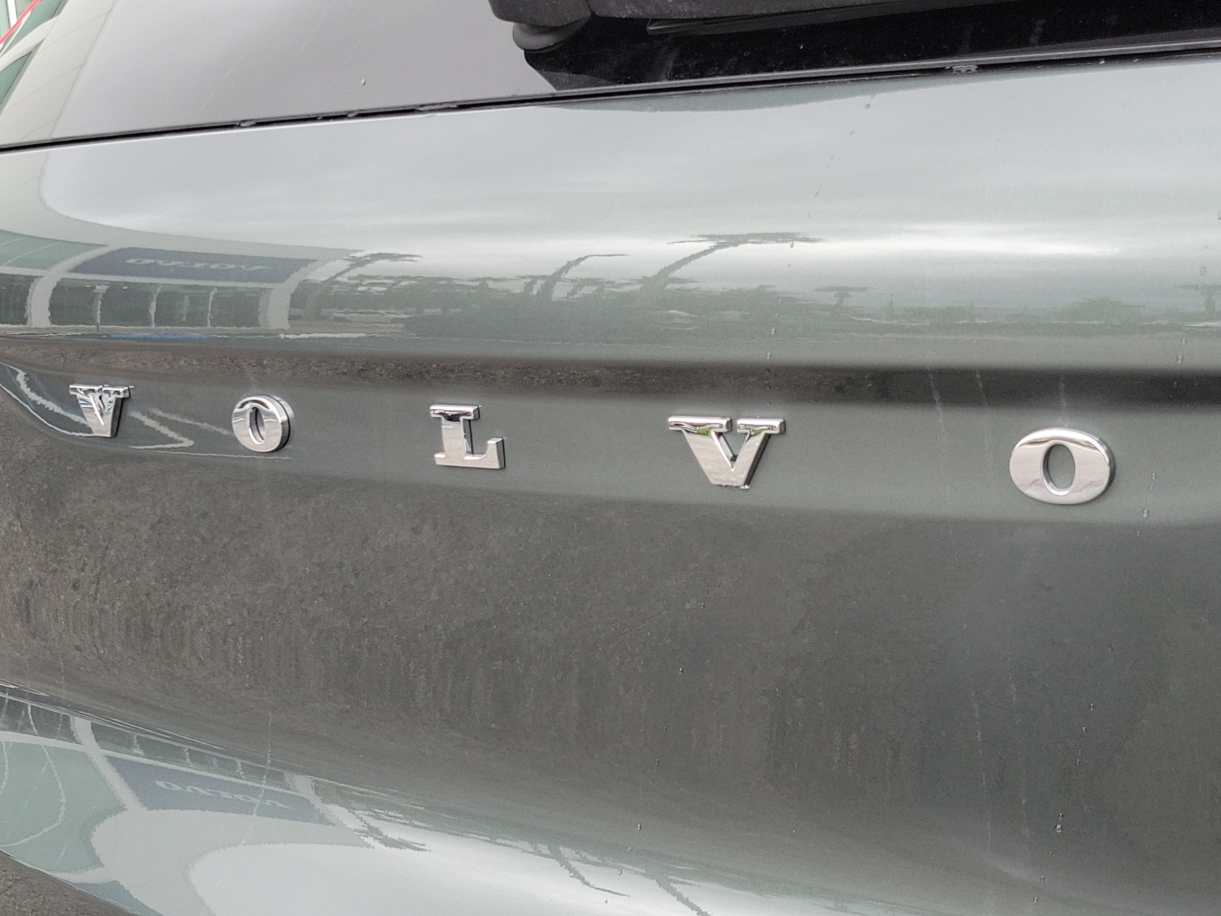 2026 Volvo XC40 Plus