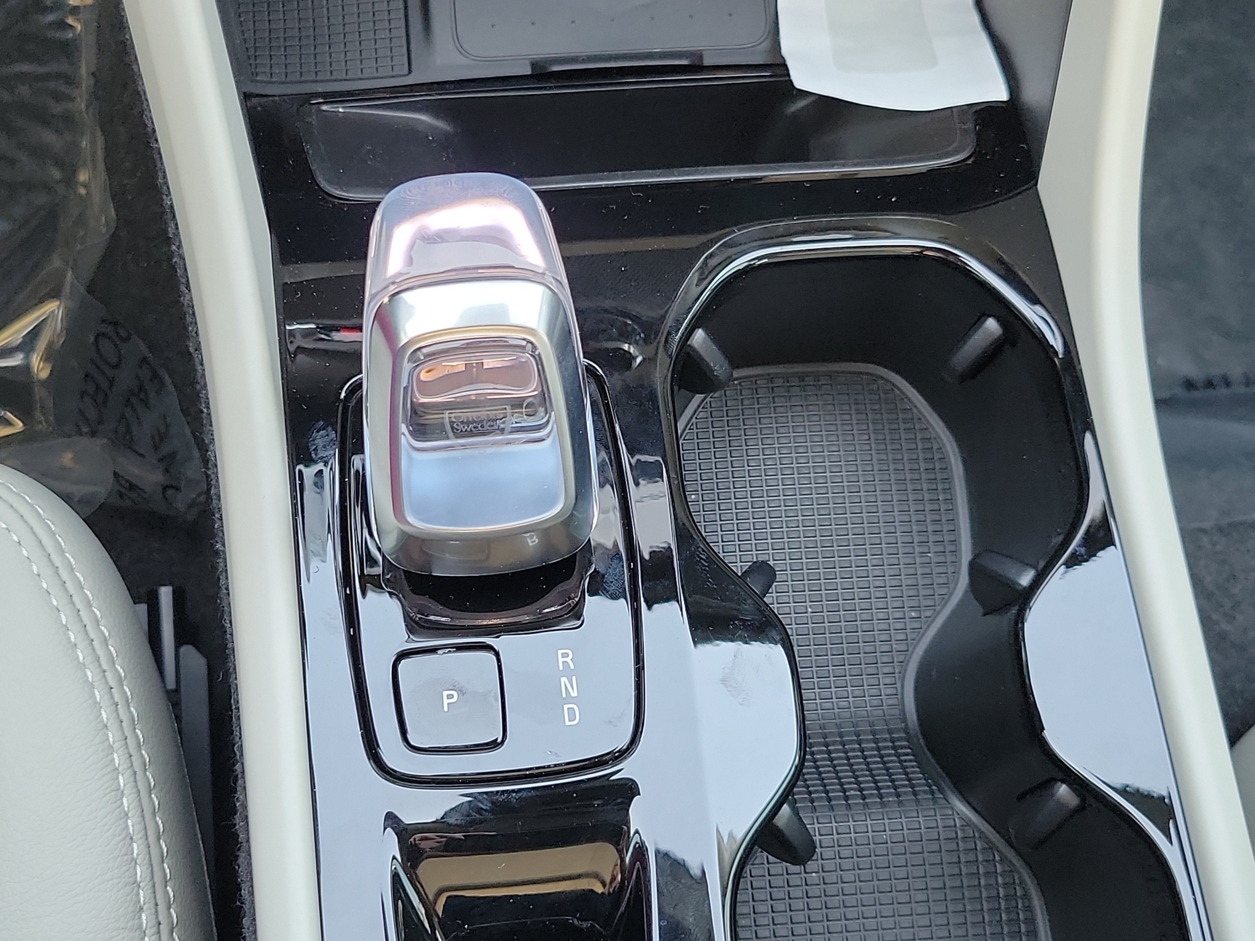 2026 Volvo XC40 Plus