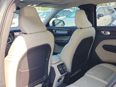 2026 Volvo XC40 Plus