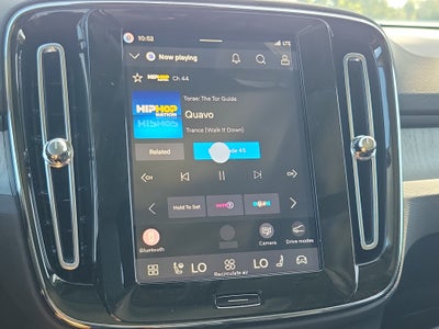 2026 Volvo XC40 Plus