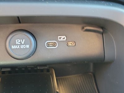 2026 Volvo XC40 Plus