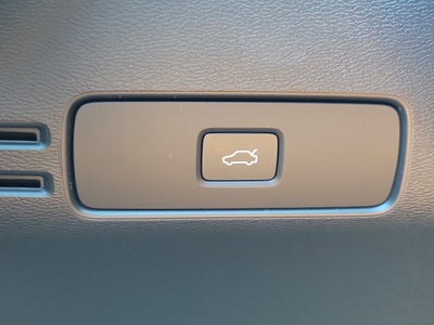 2026 Volvo XC40 Plus