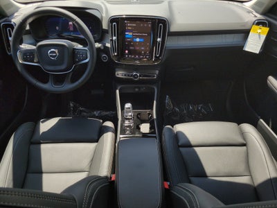 2026 Volvo XC40 Plus