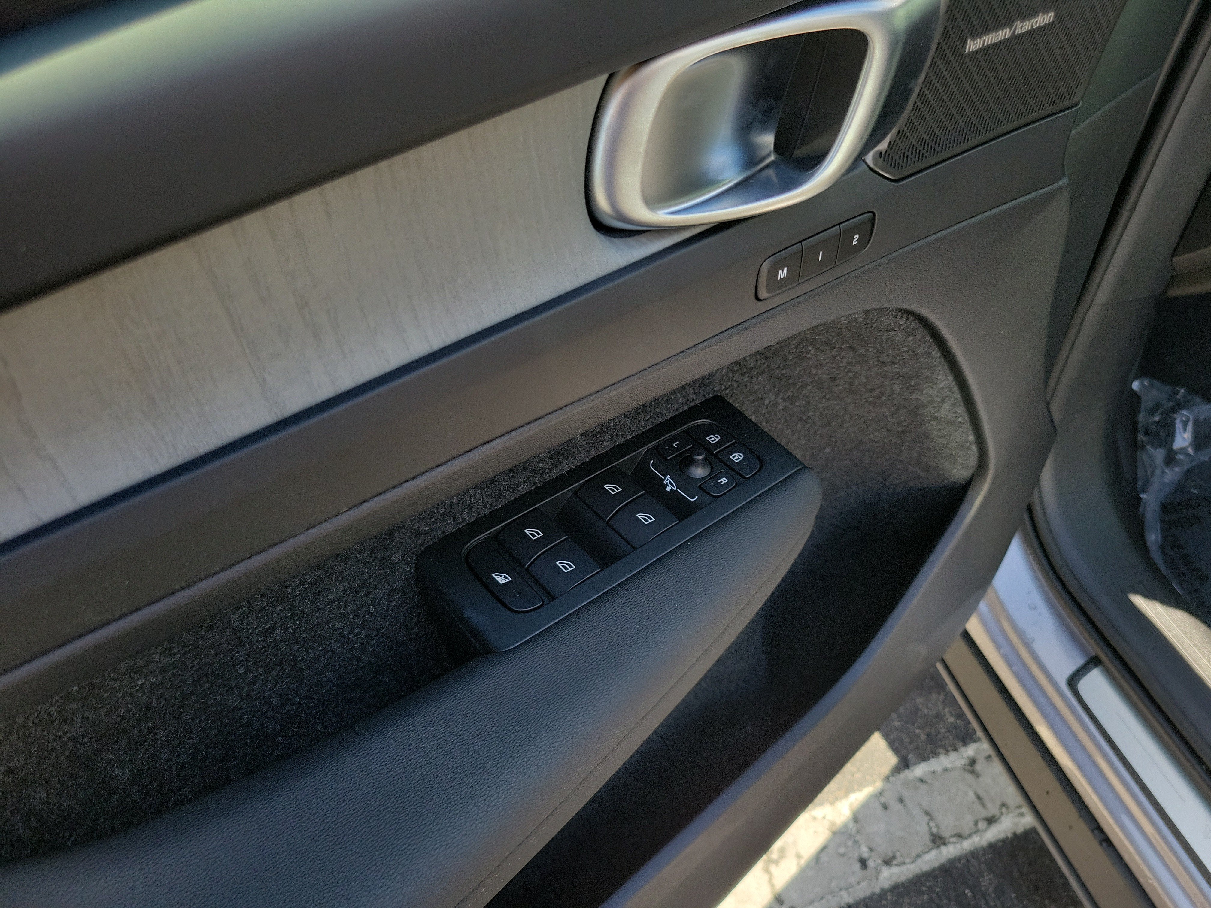 2026 Volvo XC40 Plus
