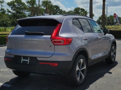 2026 Volvo XC40 Plus