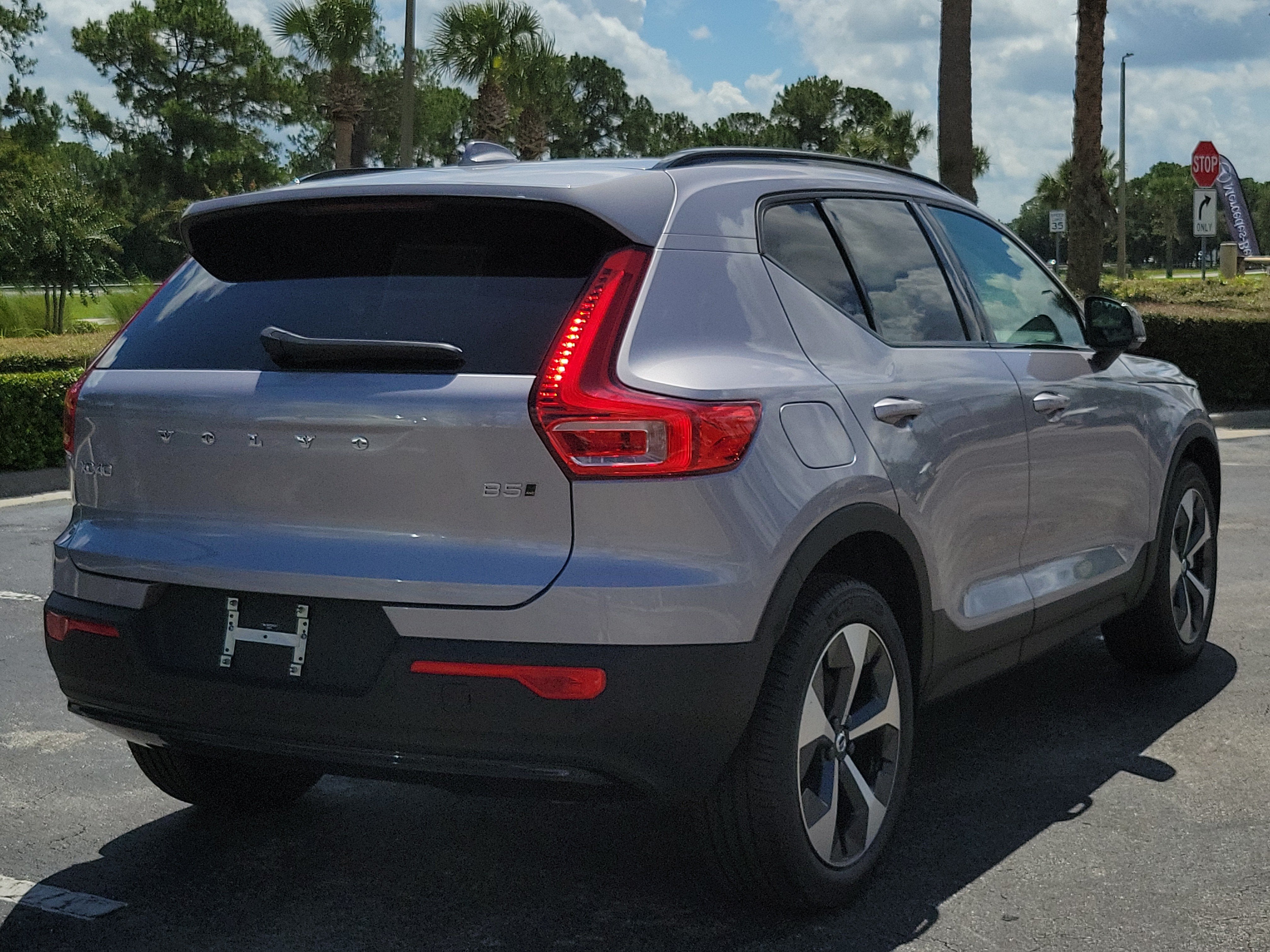 2026 Volvo XC40 Plus