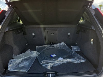 2026 Volvo XC40 Plus