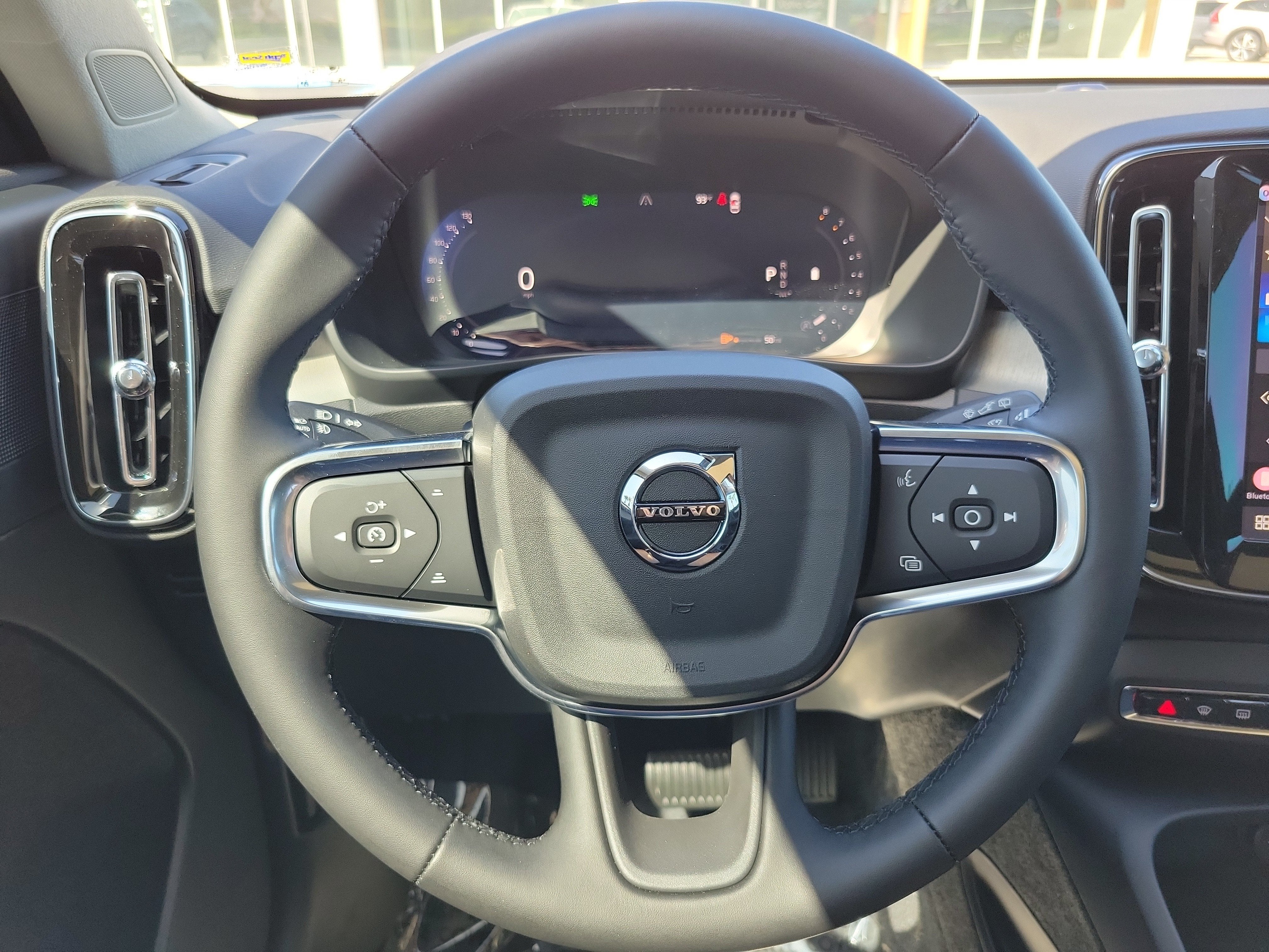 2026 Volvo XC40 Plus