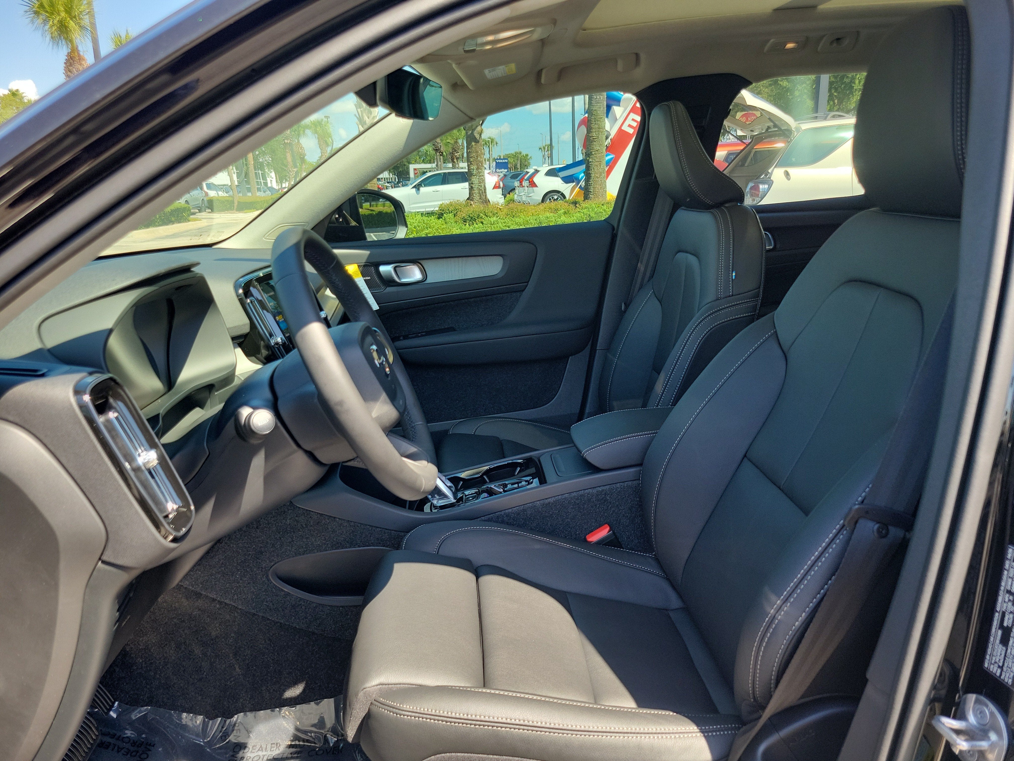 2026 Volvo XC40 Plus