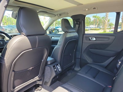 2026 Volvo XC40 Plus