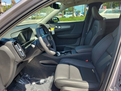 2026 Volvo XC40 Plus