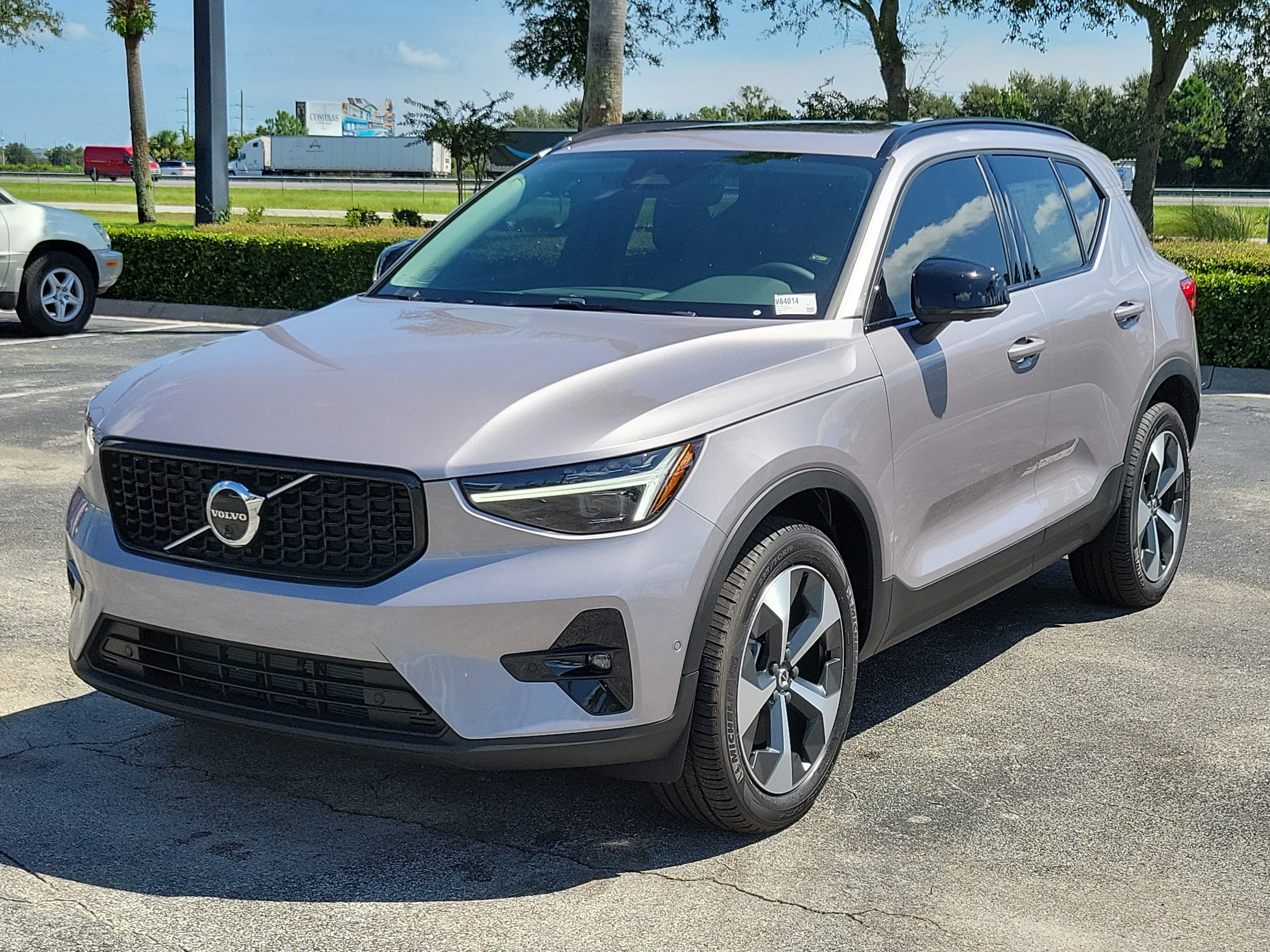 2026 Volvo XC40 Plus