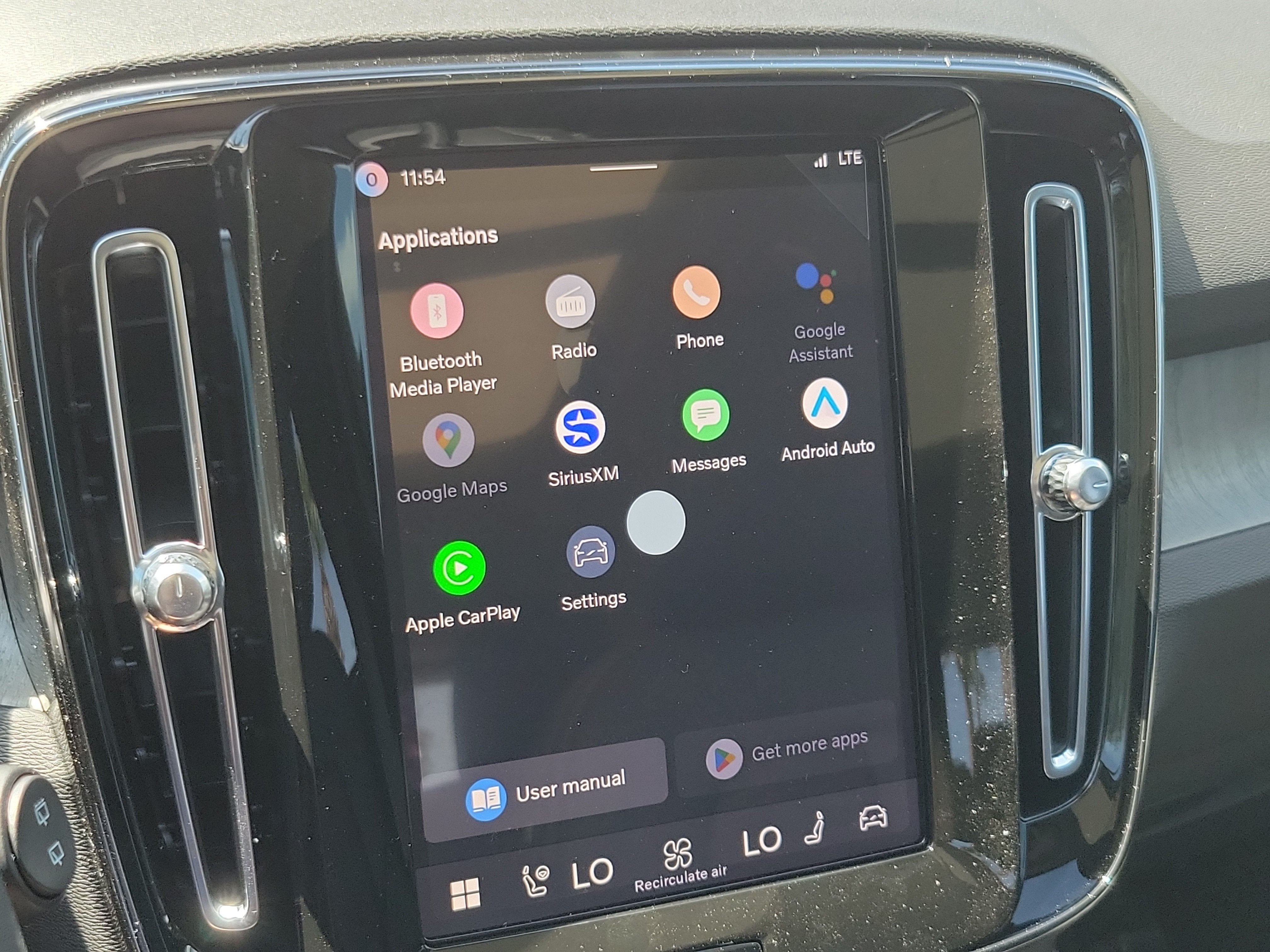 2026 Volvo XC40 Plus