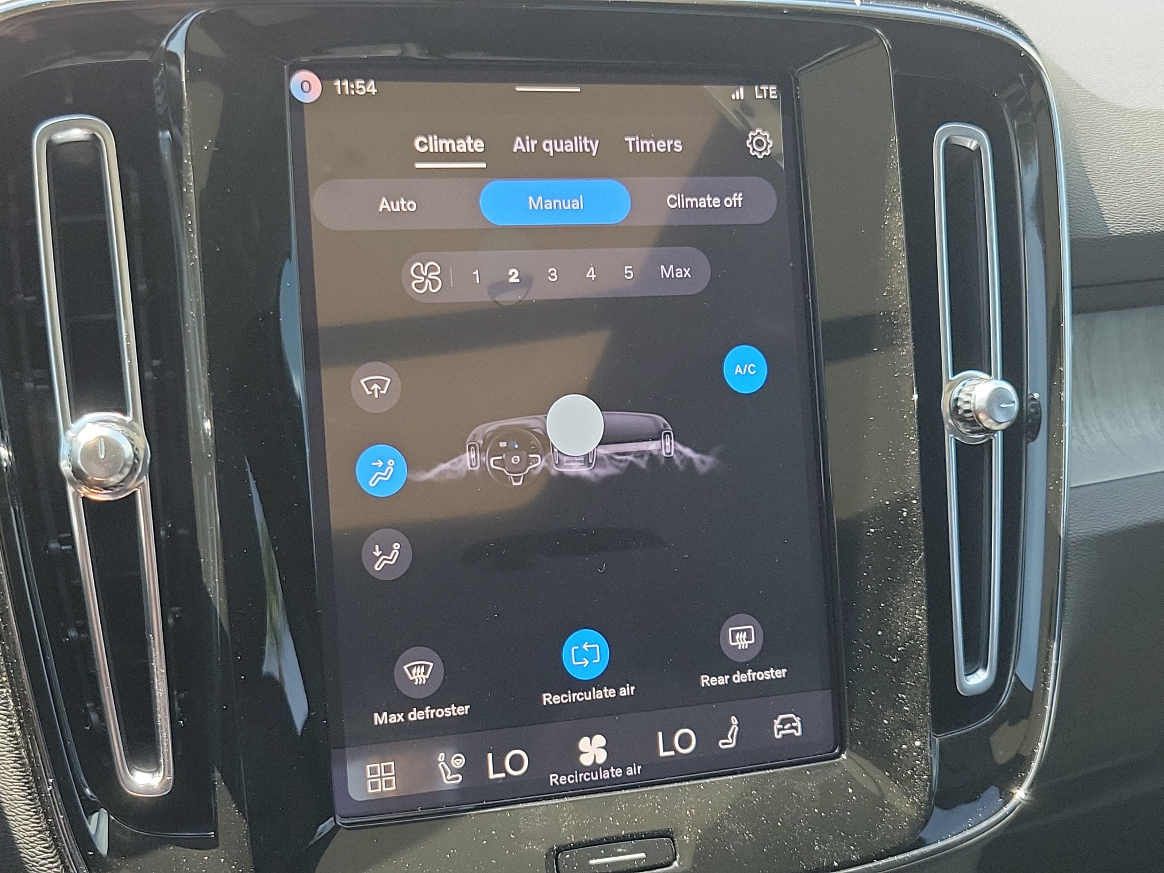2026 Volvo XC40 Plus
