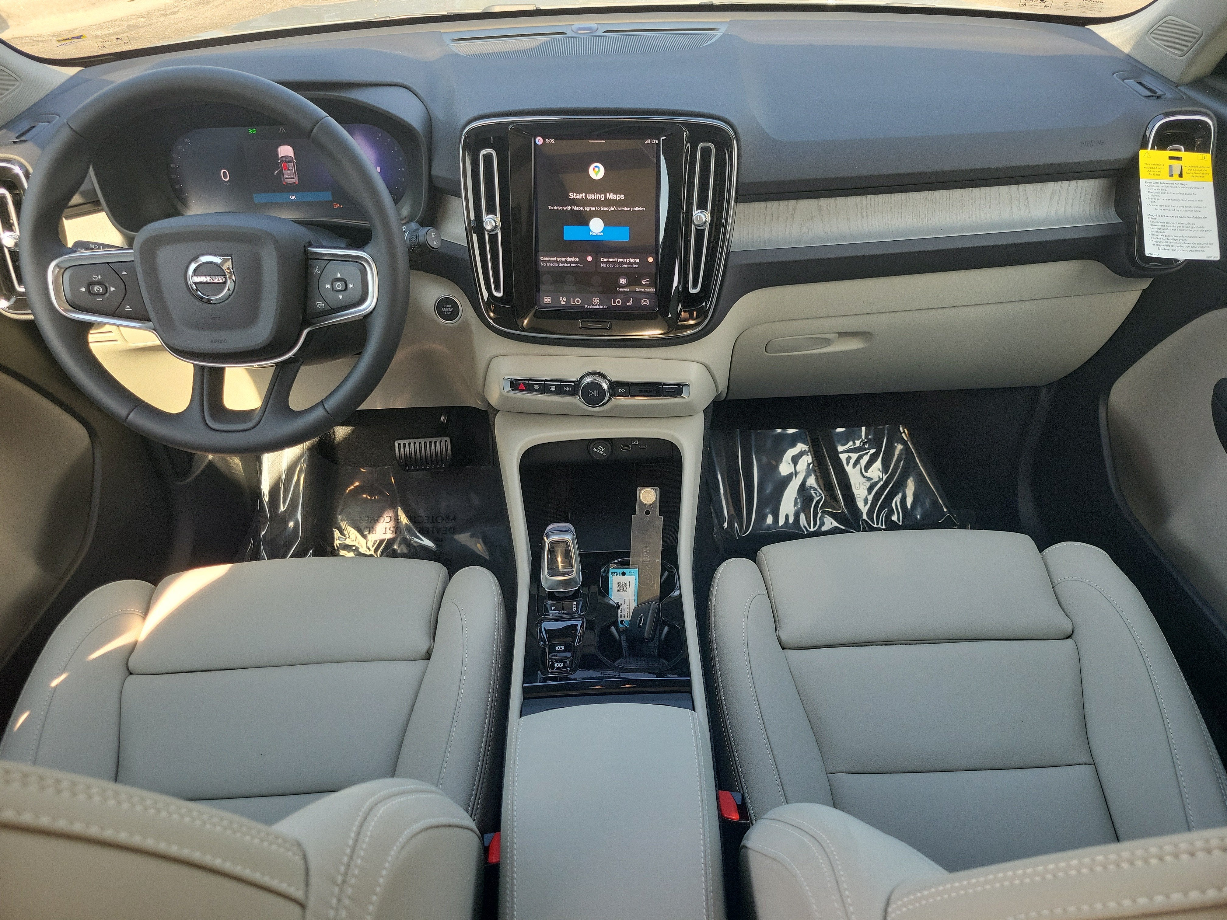 2026 Volvo XC40 Plus