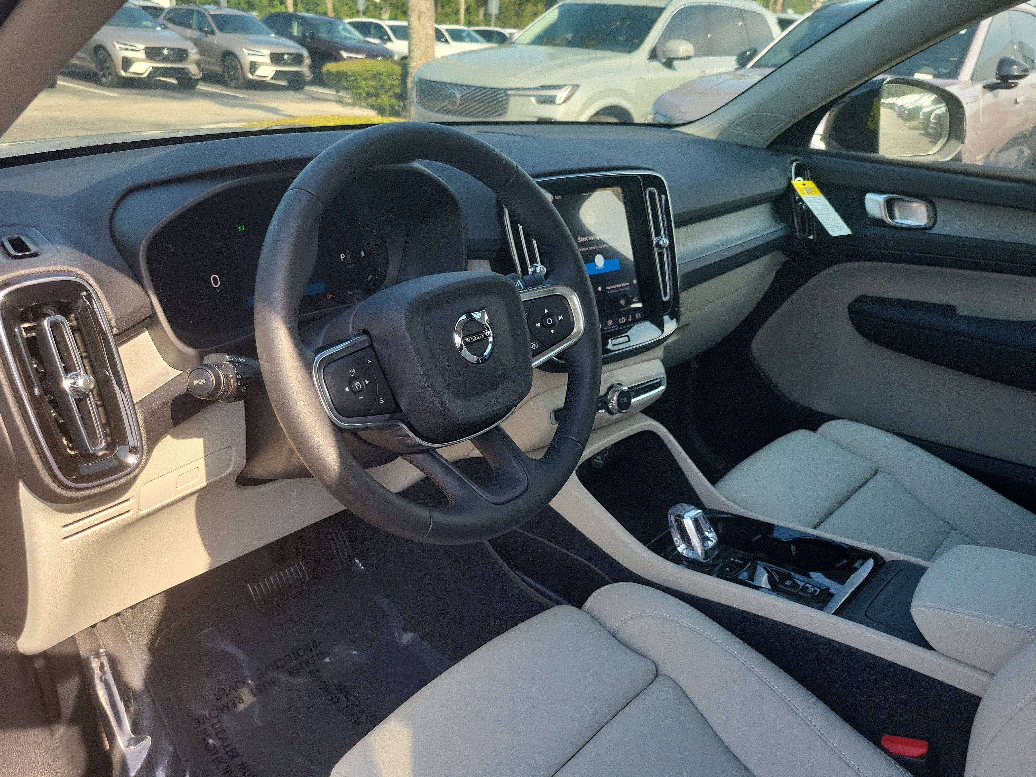 2026 Volvo XC40 Plus