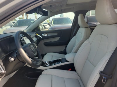 2026 Volvo XC40 Plus