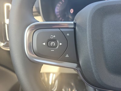 2026 Volvo XC40 Plus