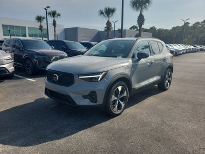 2026 Volvo XC40 Plus