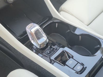 2026 Volvo XC40 Plus