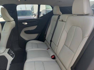 2026 Volvo XC40 Plus
