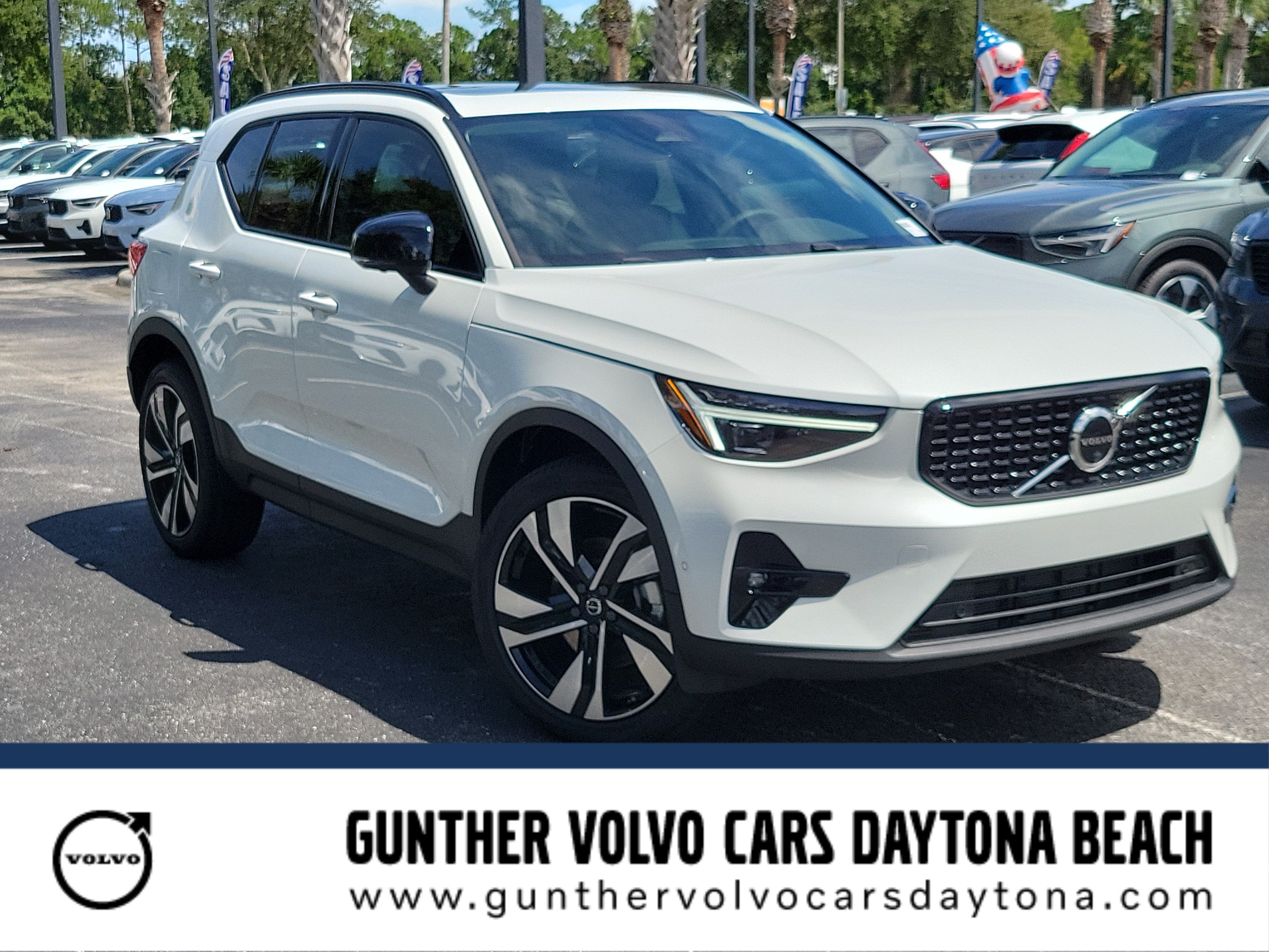 2026 Volvo XC40 Plus