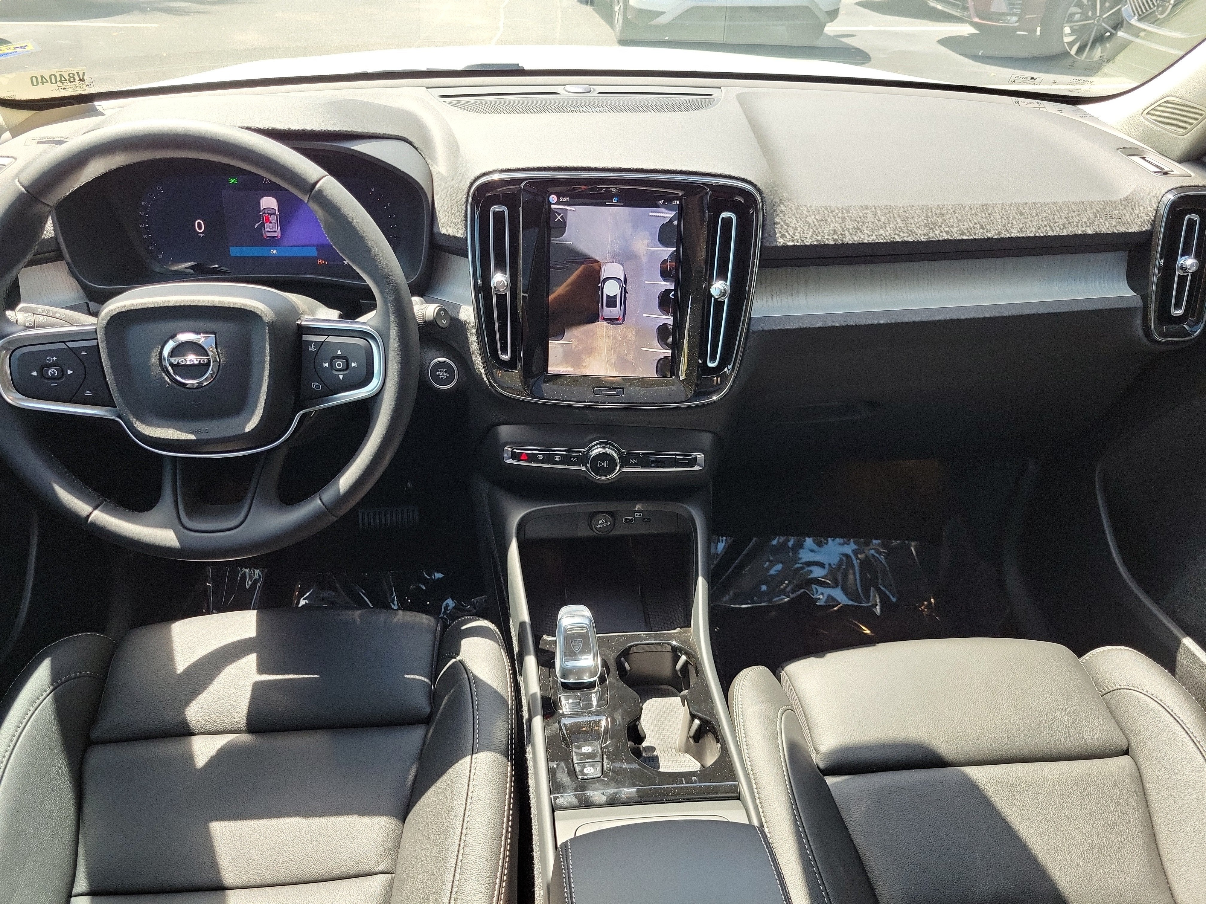 2026 Volvo XC40 Plus