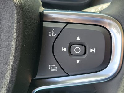 2026 Volvo XC40 Plus