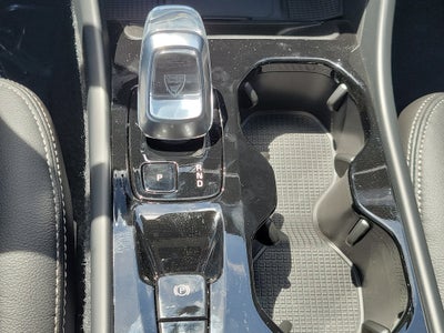 2026 Volvo XC40 Plus