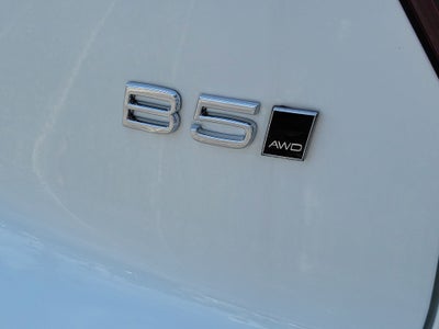 2026 Volvo XC40 Plus