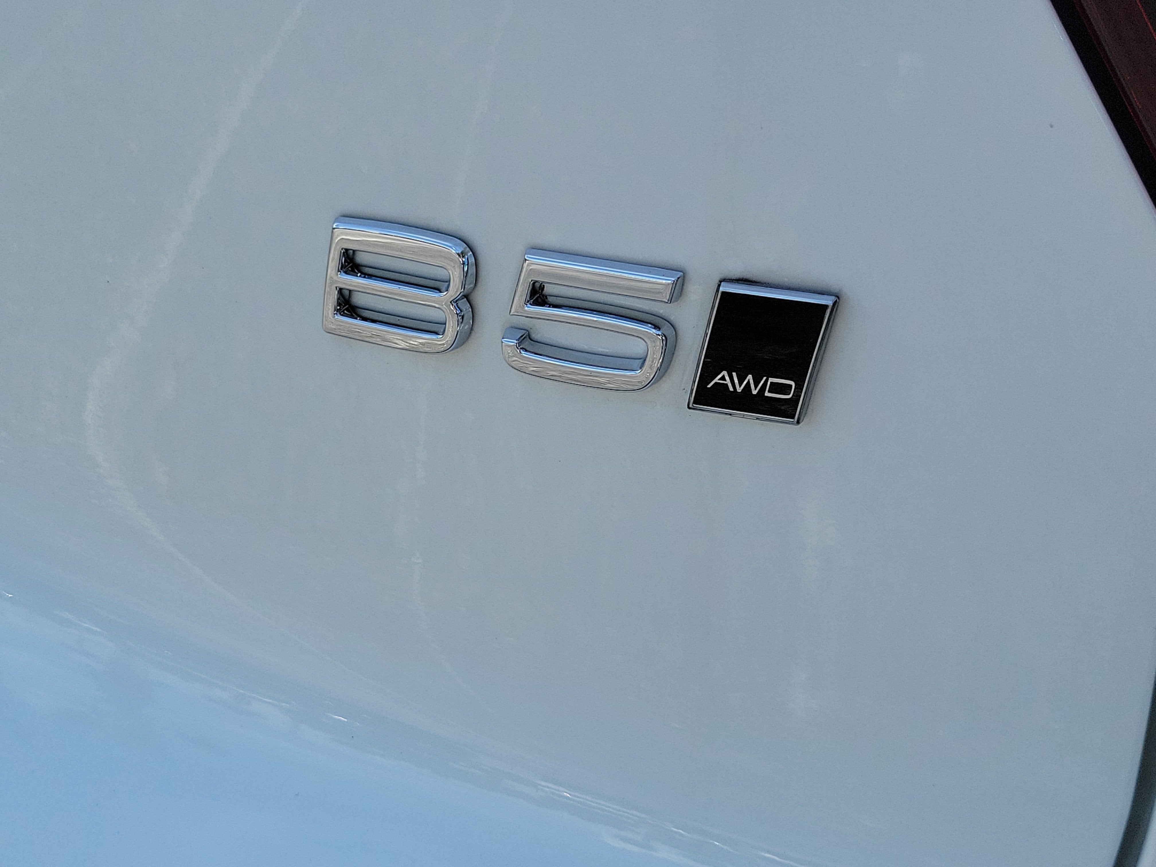 2026 Volvo XC40 Plus