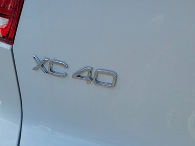 2026 Volvo XC40 Plus