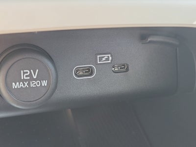 2026 Volvo XC40 Plus