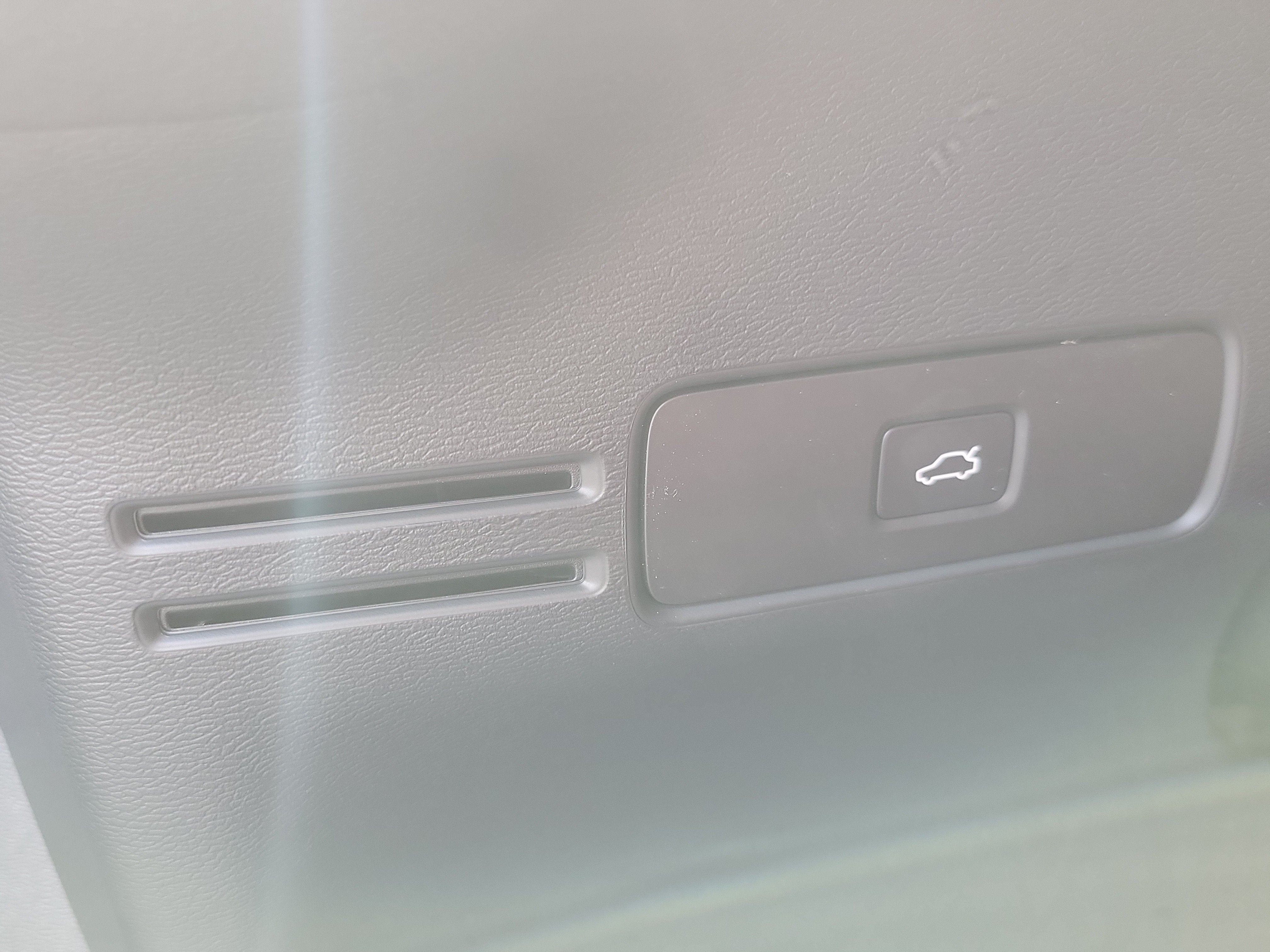 2026 Volvo XC40 Plus
