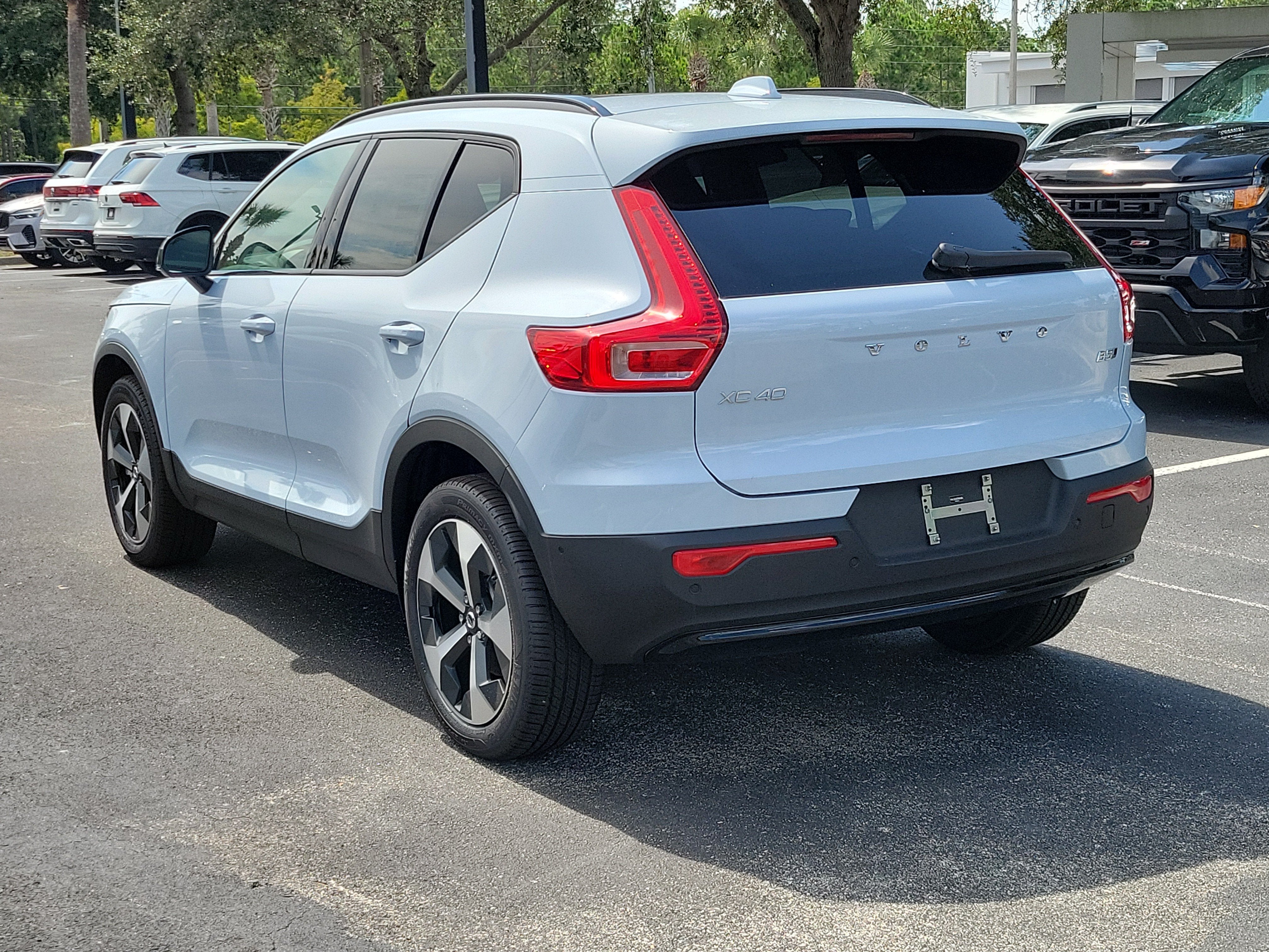 2026 Volvo XC40 Plus