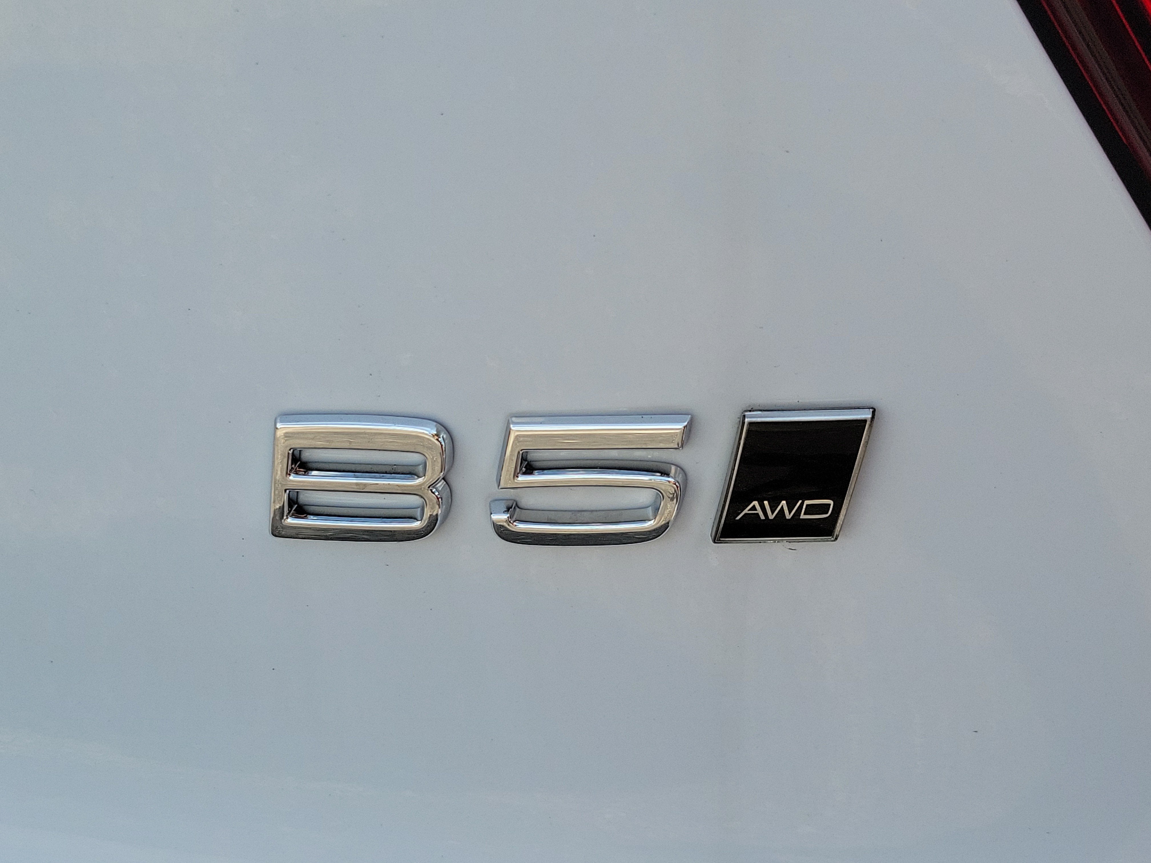 2026 Volvo XC40 Plus