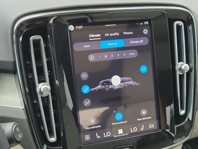 2026 Volvo XC40 Plus