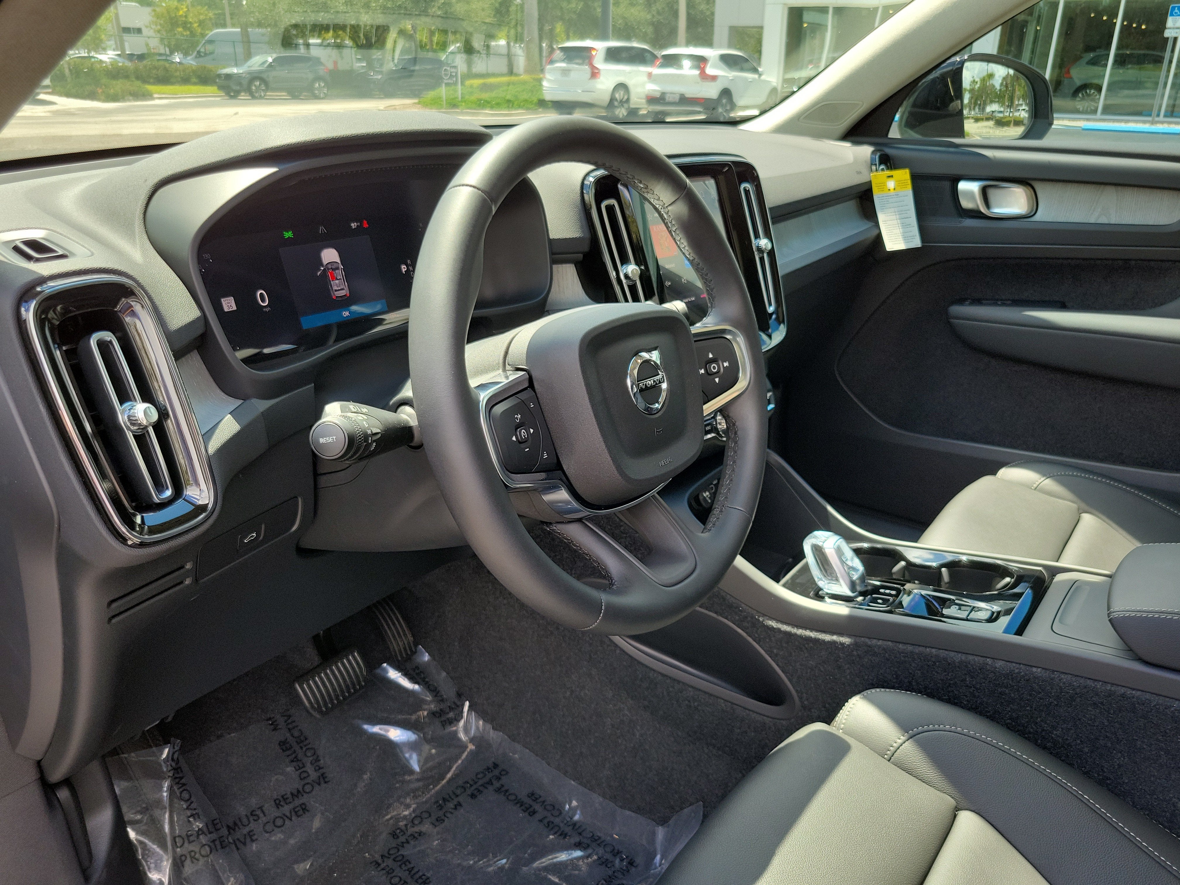 2026 Volvo XC40 Plus