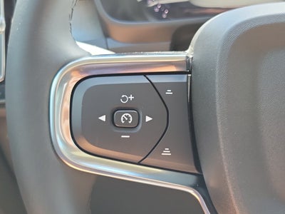 2026 Volvo XC40 Plus