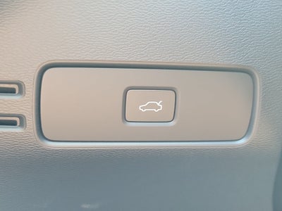 2026 Volvo XC40 Plus