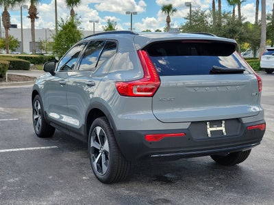 2026 Volvo XC40 Plus
