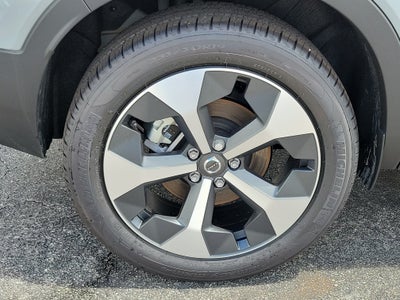 2026 Volvo XC40 Plus