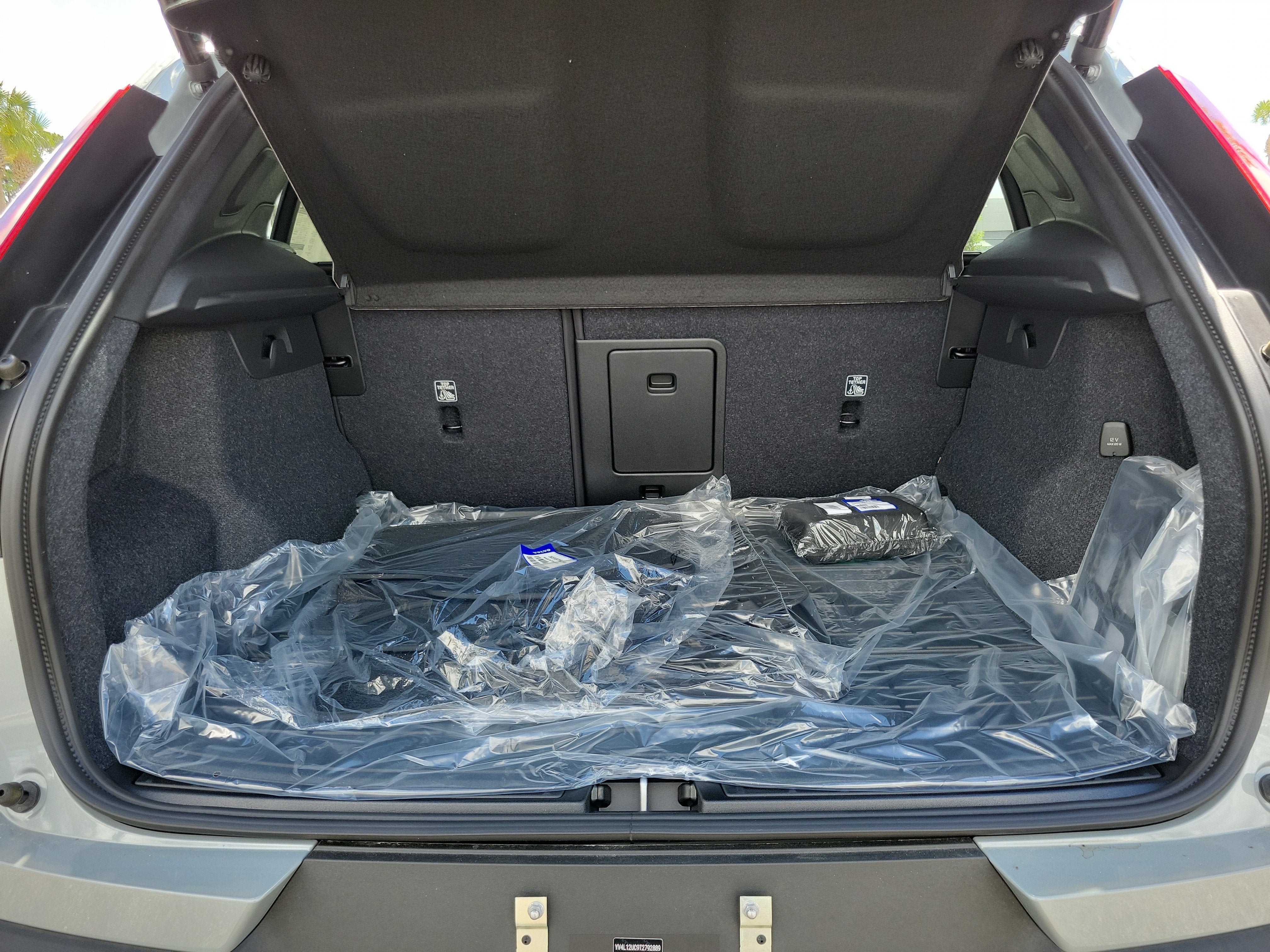 2026 Volvo XC40 Plus