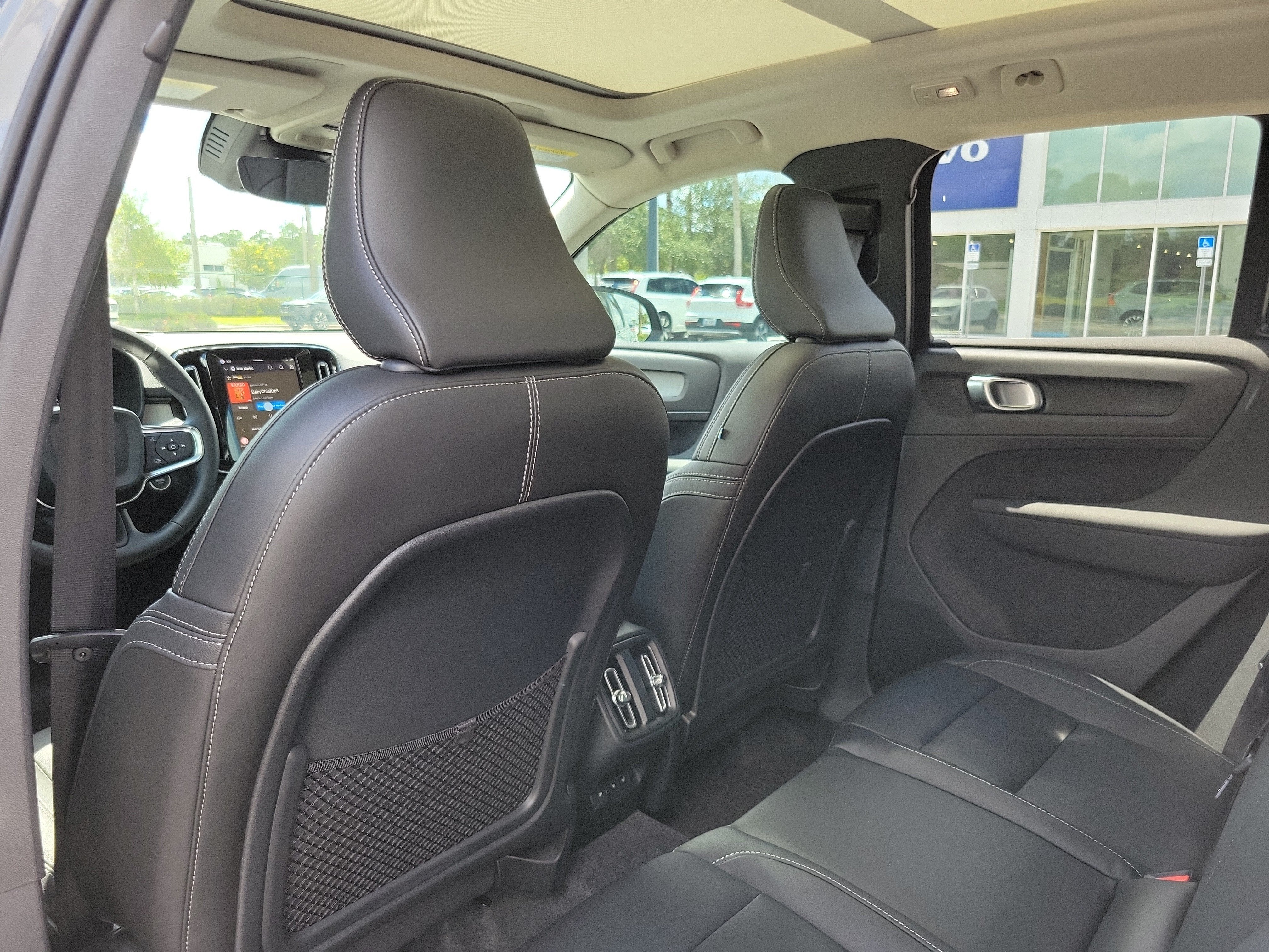 2026 Volvo XC40 Plus