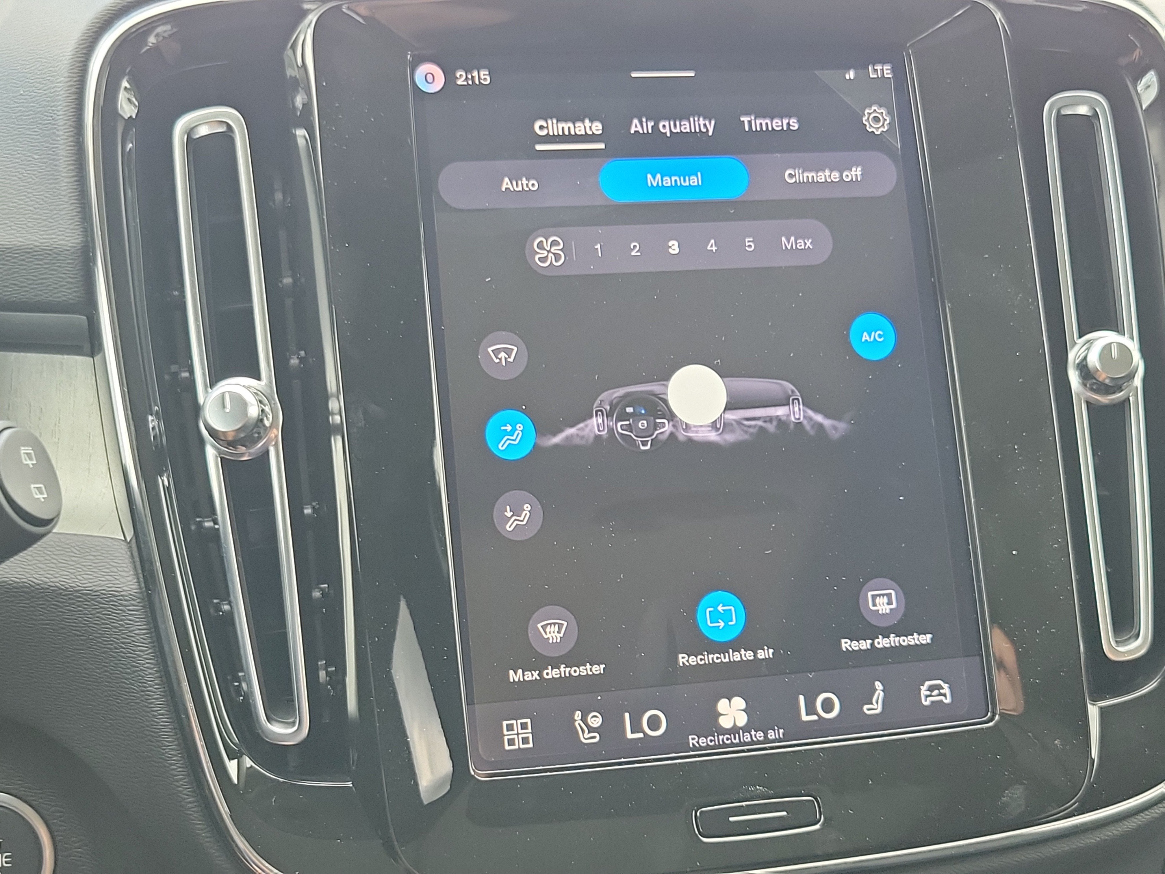 2026 Volvo XC40 Plus